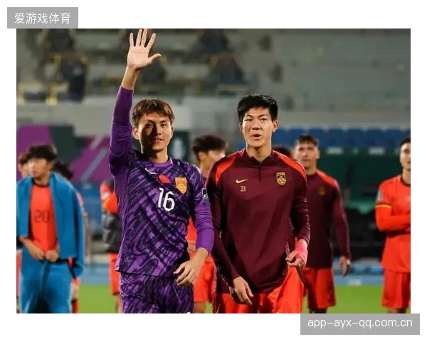 国足门将位置或要进行调整——从战术到心理，重新审视中国足球的守门之王